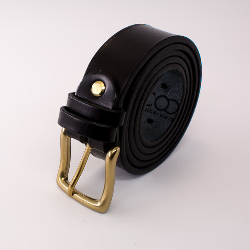 Golden square solid brass buckle - black leather belt - 3cm width